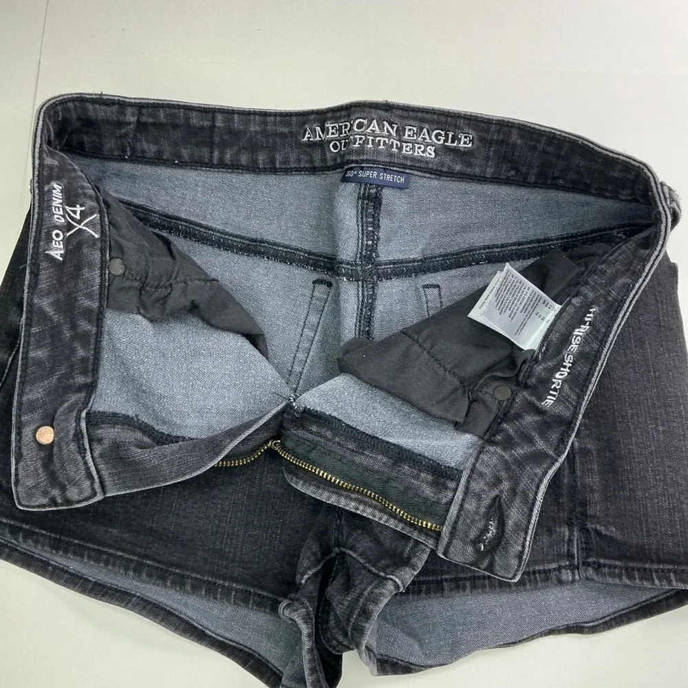 American Eagle Black Denim Hi-Rise Shortie Shorts Women 10 Super Stretch 360